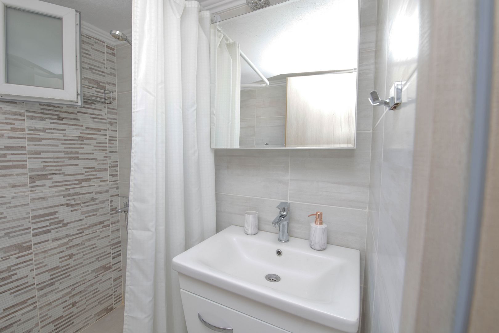 Haris Apartments - Maisonete