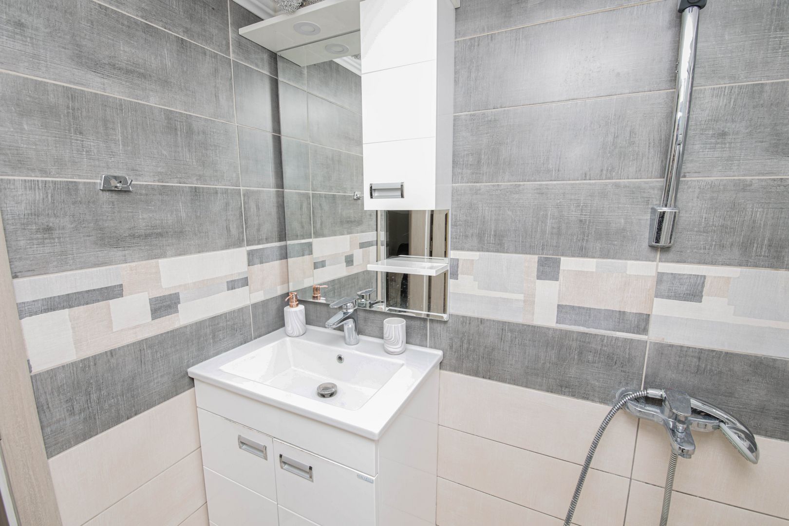 Haris Apartments - Apartment Ground Floor
