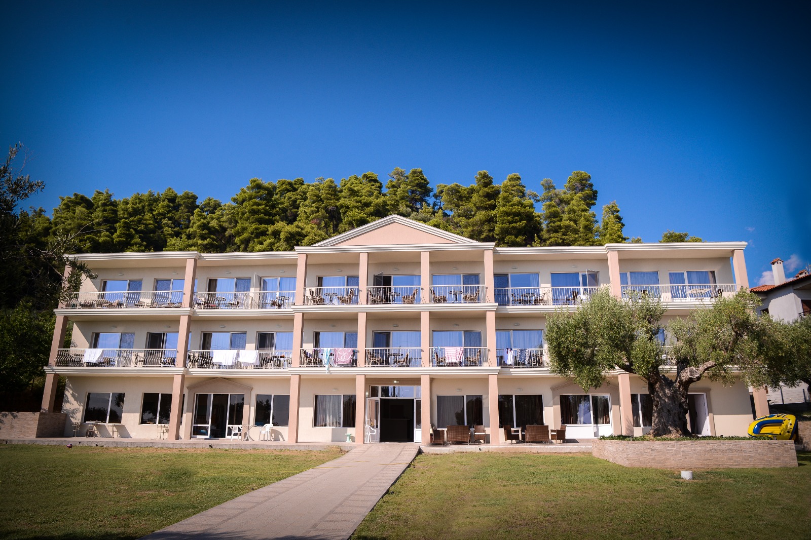 Crown Hotel
