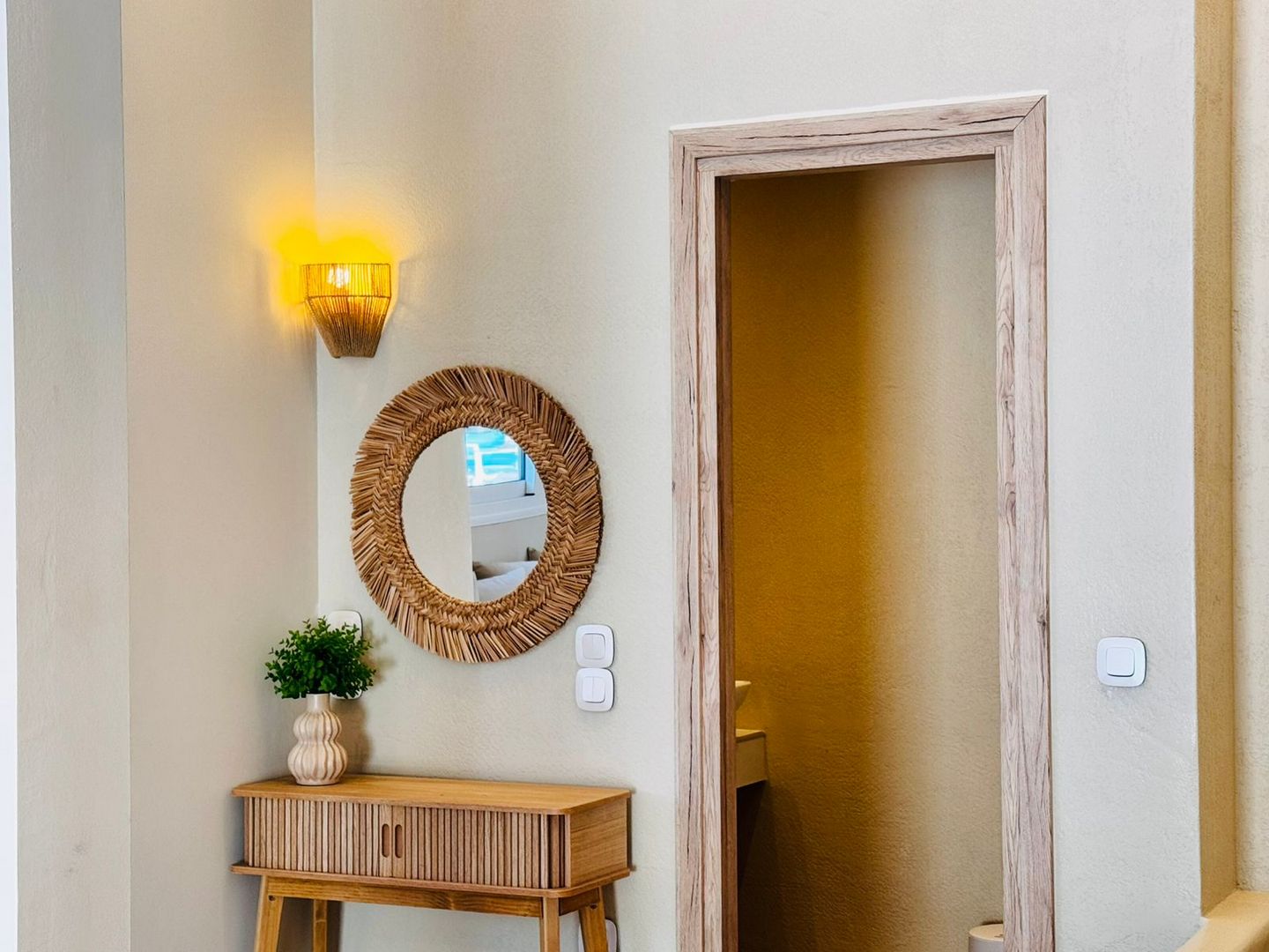 Haris Hotel - Superior Suite with Private Pool