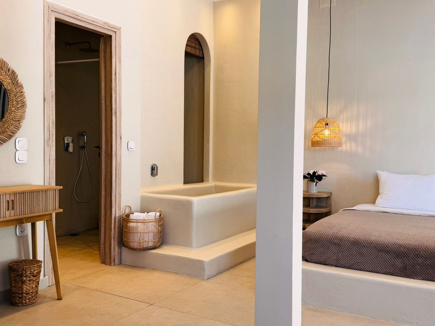 Haris Hotel - Superior Suite with Private Pool