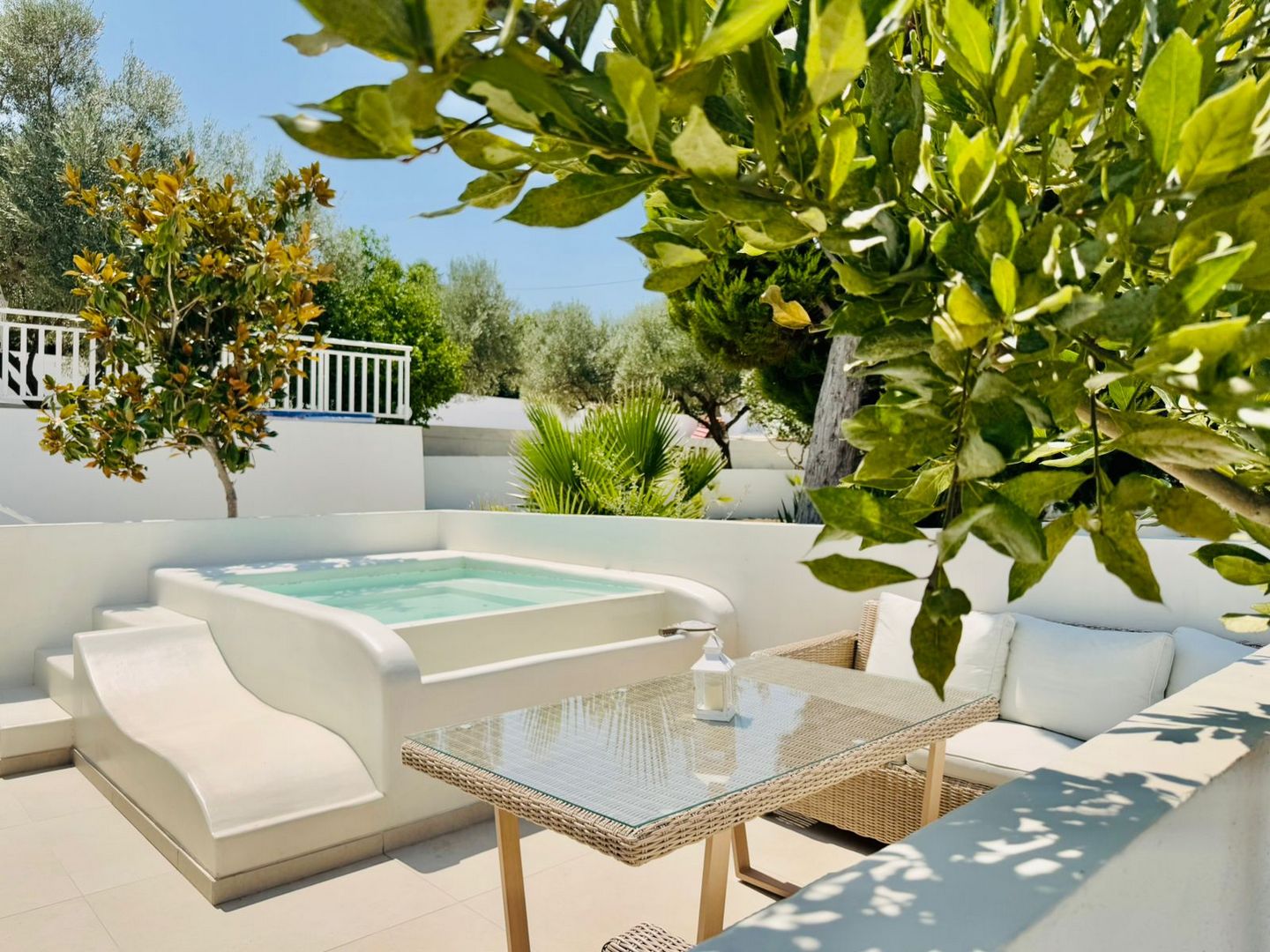 Haris Hotel - Superior Suite with Private Pool