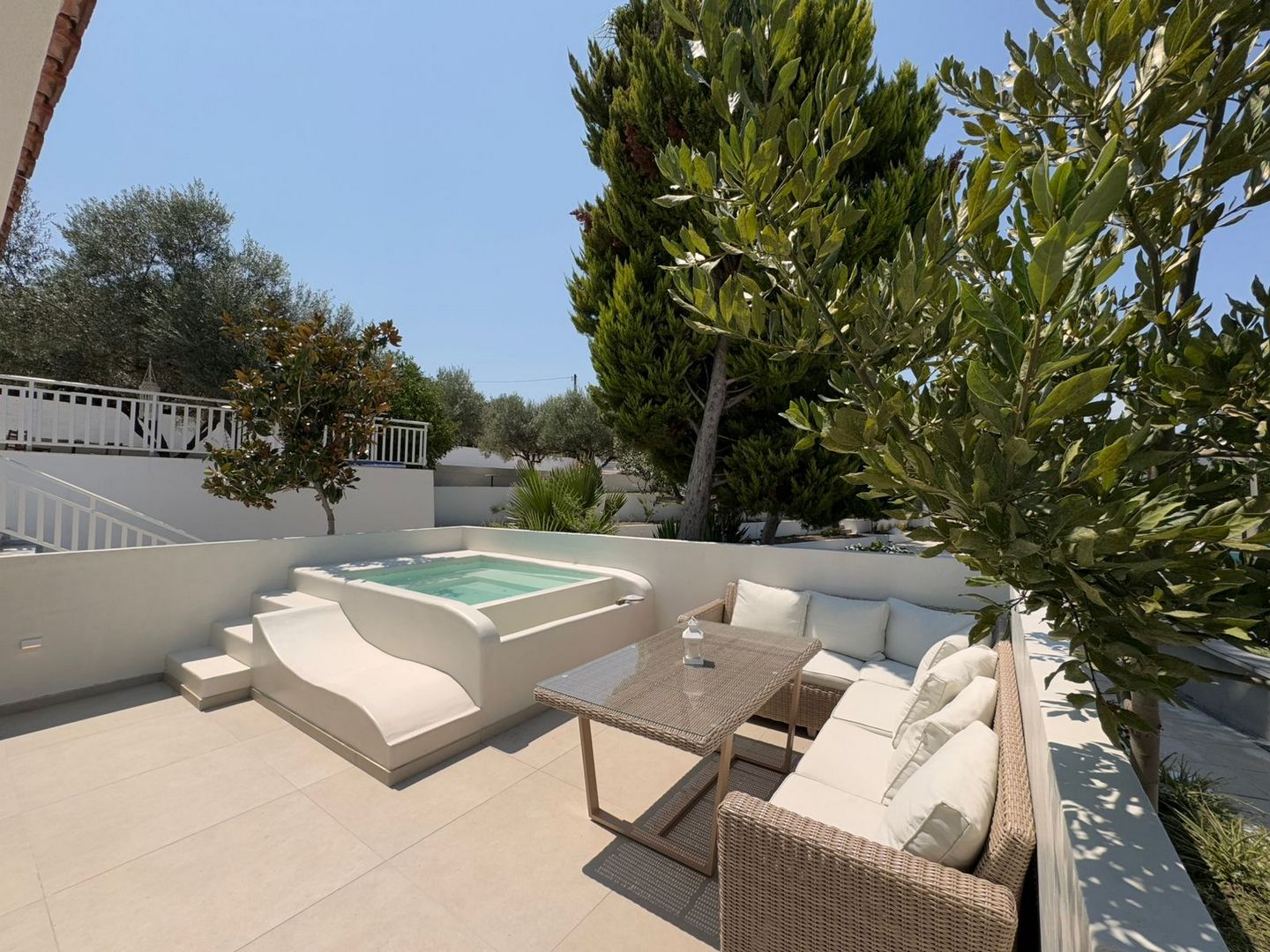 Haris Hotel - Superior Suite with Private Pool