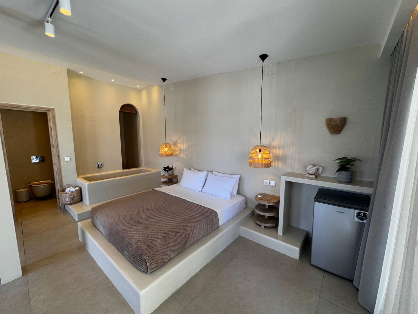 Haris Hotel - Superior Suite with Private Pool