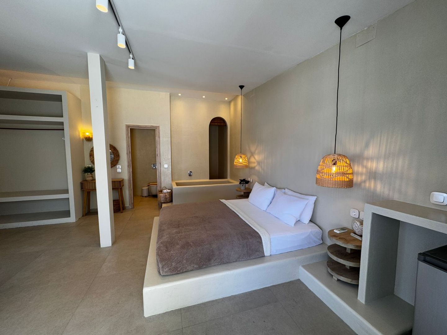 Haris Hotel - Superior Suite with Private Pool
