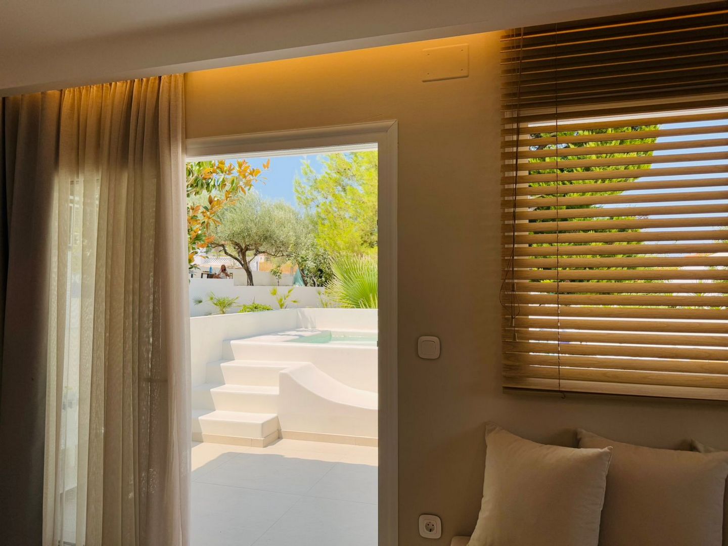 Haris Hotel - Superior Suite with Private Pool