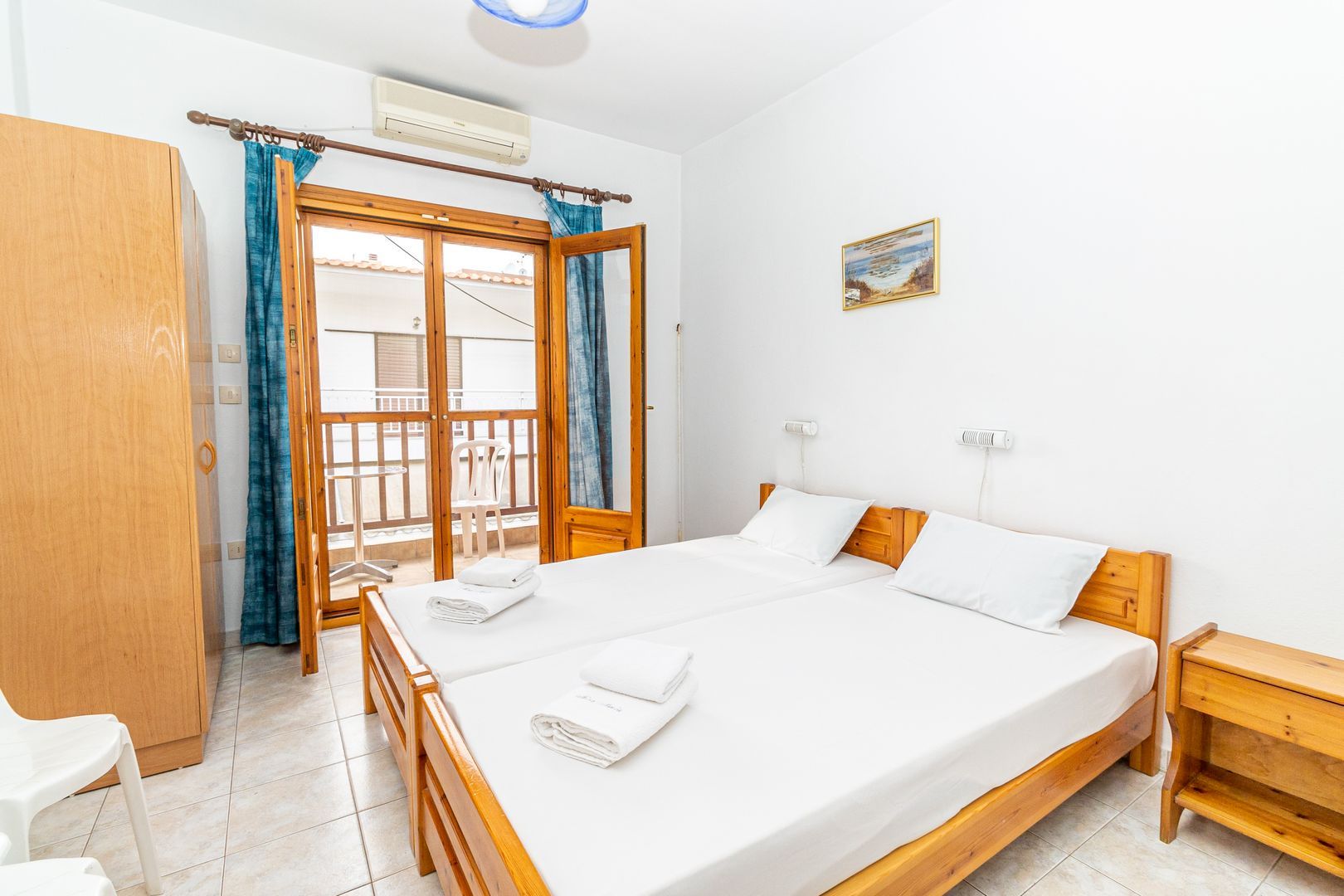 Mina-Maria Apartments - Triple Side Sea View