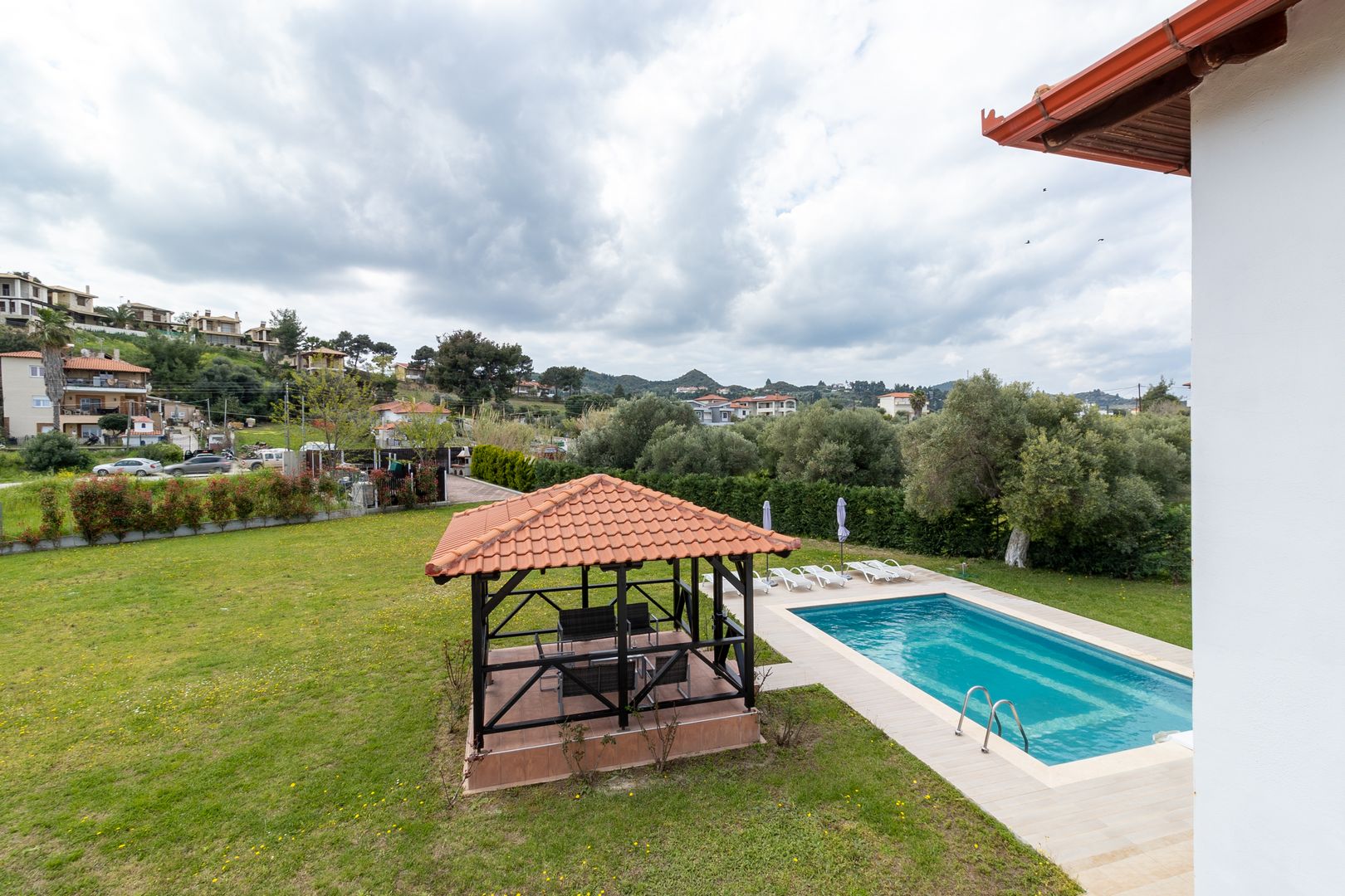 Friday Mood - Villa Positive